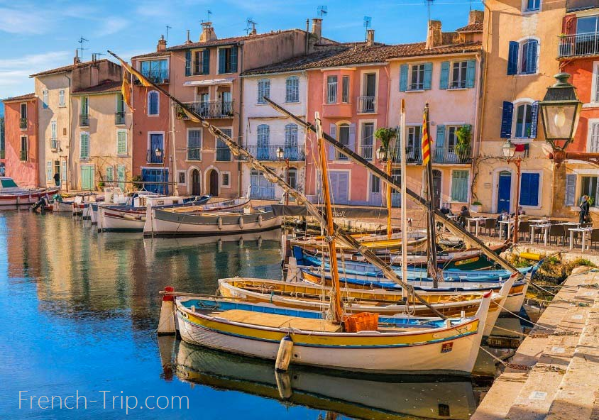 Martigues, Provence, France - the most detailed travel guide with all practical information: how to get in, beaches. walking tour, attractions