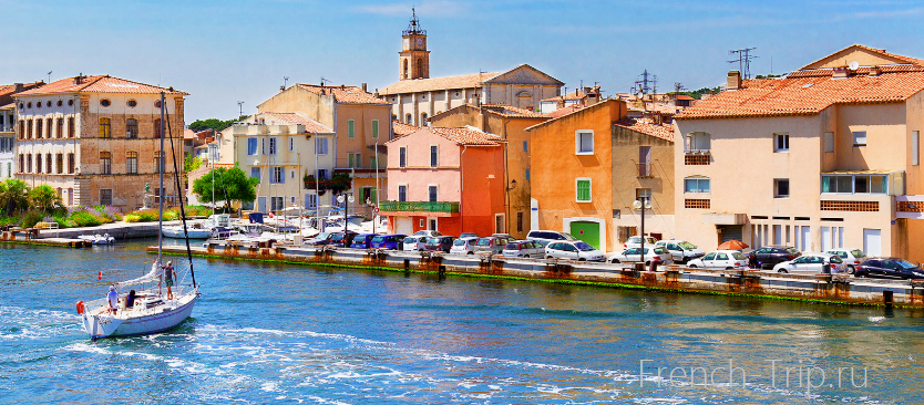 Martigues, Provence, France - the most detailed travel guide with all practical information: how to get in, beaches. walking tour, attractions