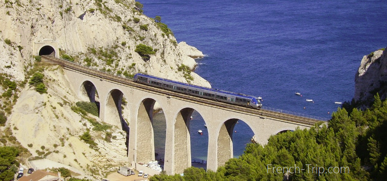 Ligne de la Côte Bleue (Blue Coast Line): suburban trains from Marseille to Miramas or Avignon TGV through the Blue Coast bays.