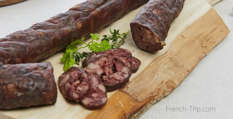 Corsican cuisine - corsican specialities - Figatellu sausage - Cosrican charcuterie