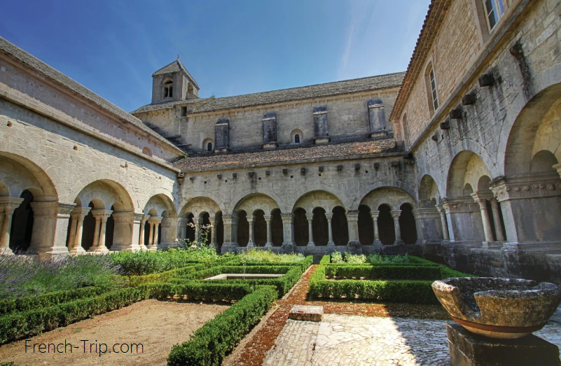 Cloitre of Senanque Abbey