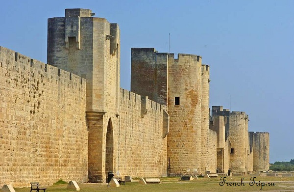 The complete medieval ramparts of Aigues-Mortes