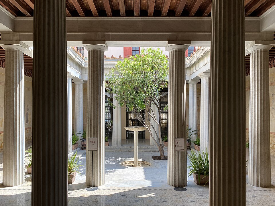 The peristyle courtyard of the Villa Kérylos
