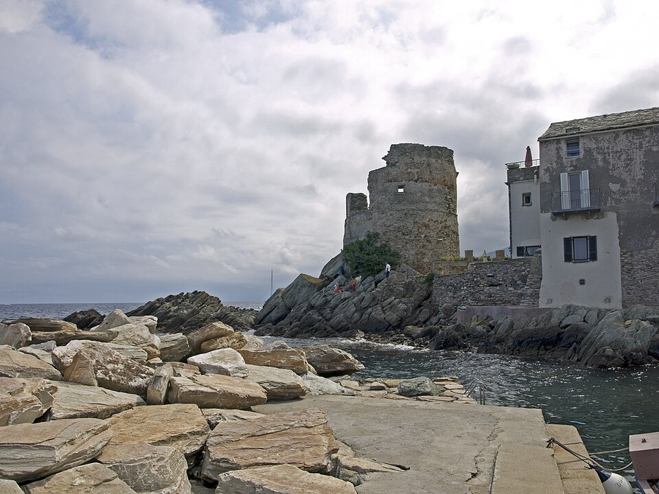 The ruined Genoese tower at Erbalunga