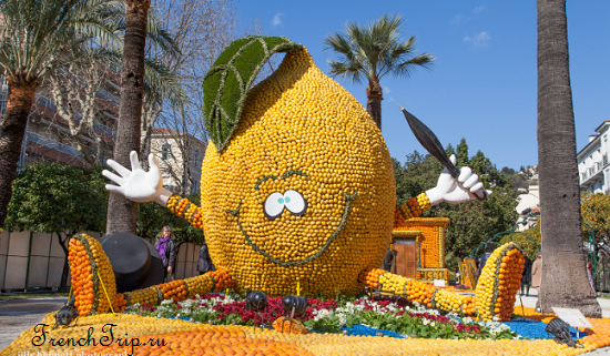 A giant lemon sculpture at the Fête du Citron in Menton