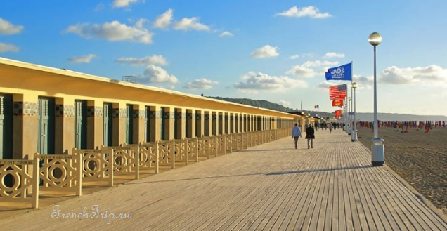 The boardwalk and beach huts at Deauville