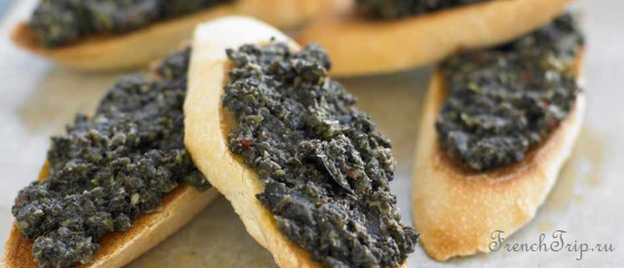 Tapenade on toast