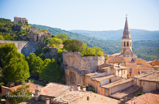 The village of Saint-Saturnin-les-Apt below its castle ruins
