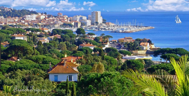 The coast and bay at Sainte-Maxime