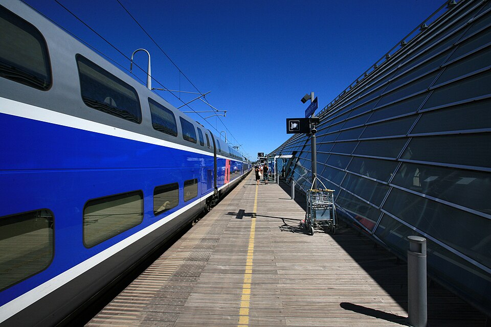 A TGV waiting at the platform at Avignon TGV station