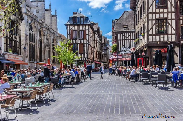 Café terraces along a pedestrian street in Troyes