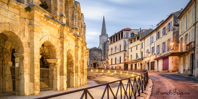 The Roman amphitheatre of Arles above the street