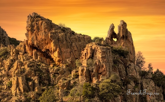 The red porphyry rocks of the Corsican coast