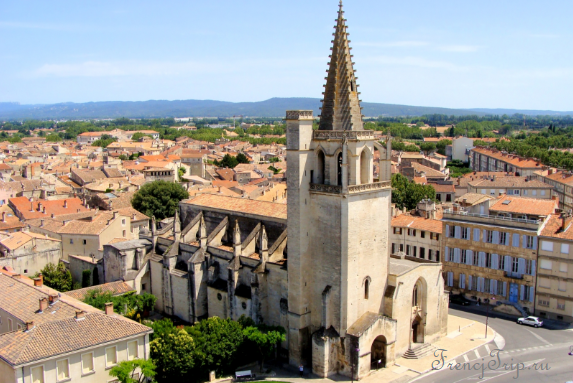 The town and church of Tarascon on the Rhône